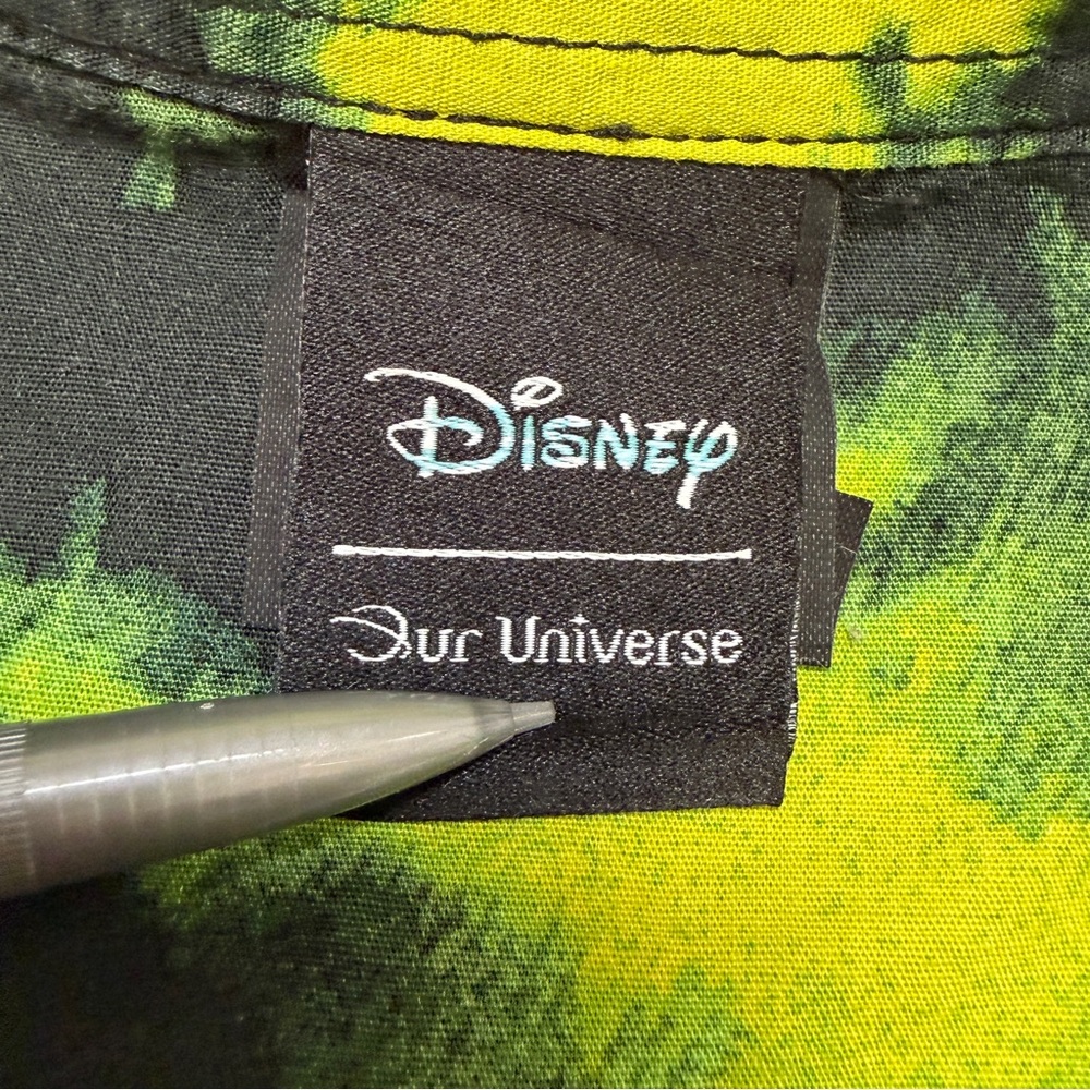 Disney Oogie Boogie Our Universe Green SS Button Down Shirt Men's MEDIUM - Picture 7 of 12